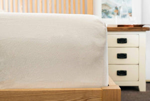 Organic brushed cotton mattress protector