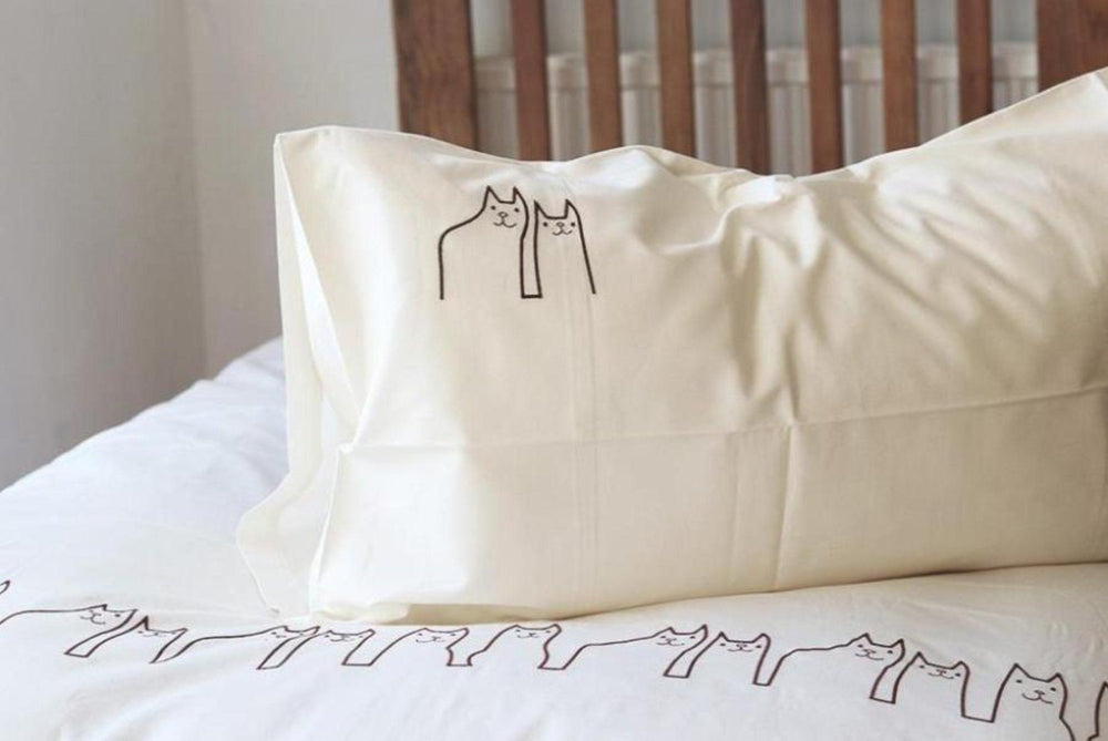 Cat embroidered organic duvet bed set